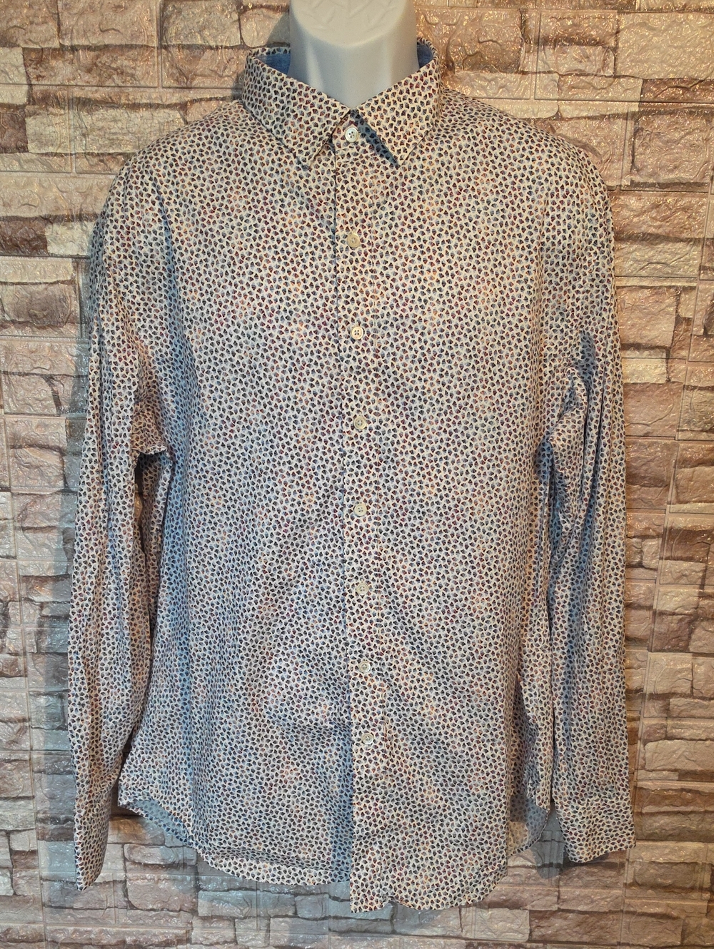 Bugatchi Shaped  Fit Button Up